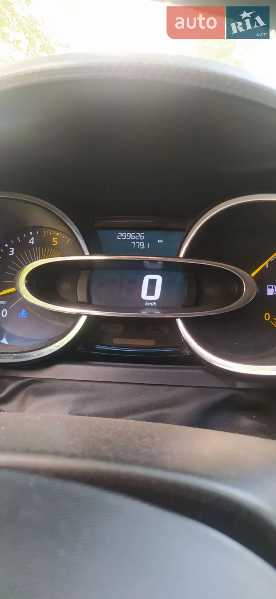 2014 Renault Clio - мініатюра 18