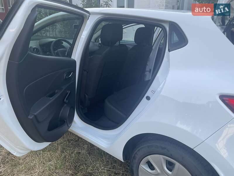 Хэтчбек Renault Clio 2012 в Шполе фото 7 Хэтчбек Renault Clio 2012 в Шполе
