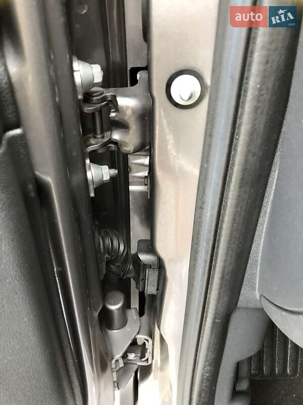 Универсал Renault Clio 2009 в Дубно фото 60 Универсал Renault Clio 2009 в Дубно