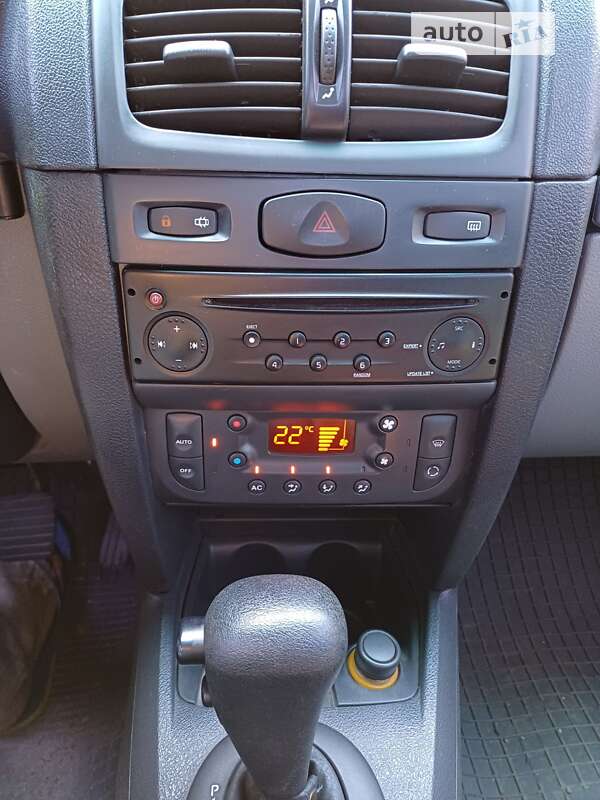 Седан Renault Clio 2007 в Бердичеве