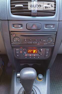 Седан Renault Clio 2007 в 