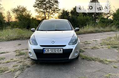 Хетчбек Renault Clio 2011 в Чернігові