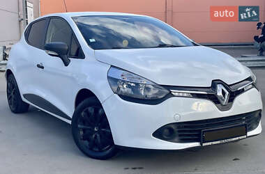 Хэтчбек Renault Clio 2015 в Киеве