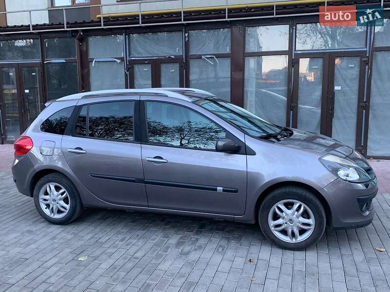 Универсал Renault Clio 2008 в Ровно