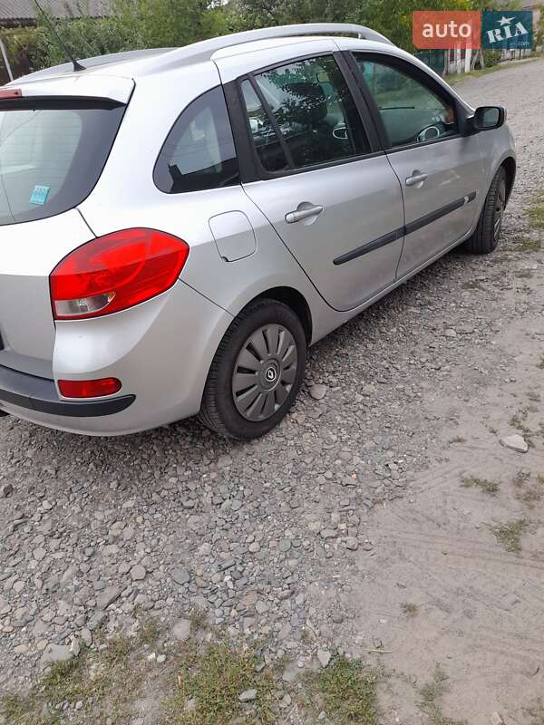 Универсал Renault Clio 2008 в Ровно