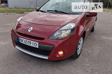 Универсал Renault Clio 2010 в Ровно