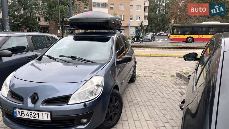 Хэтчбек Renault Clio 2006 в Бершади