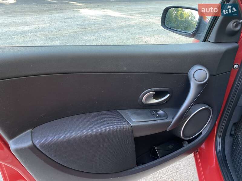 Універсал Renault Clio 2008 в Одесі