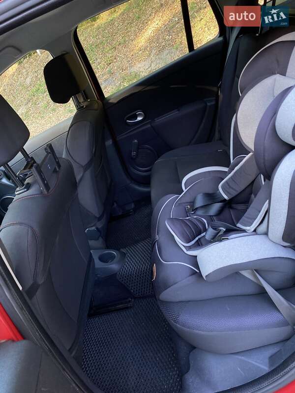 Універсал Renault Clio 2008 в Одесі