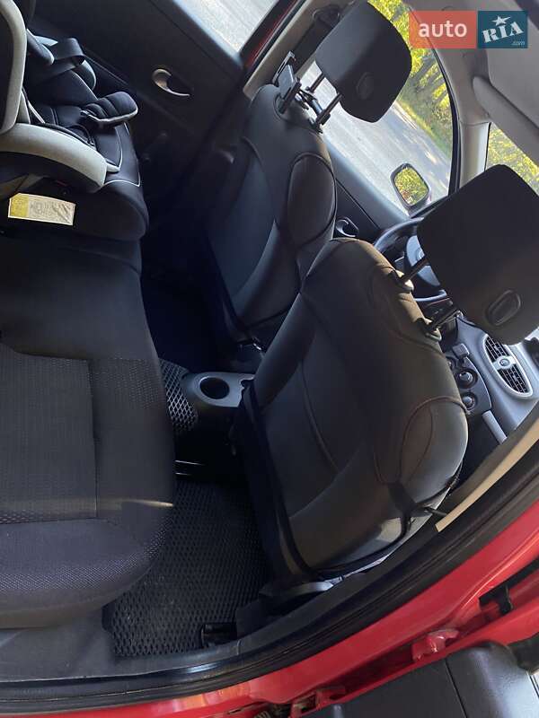 Універсал Renault Clio 2008 в Одесі
