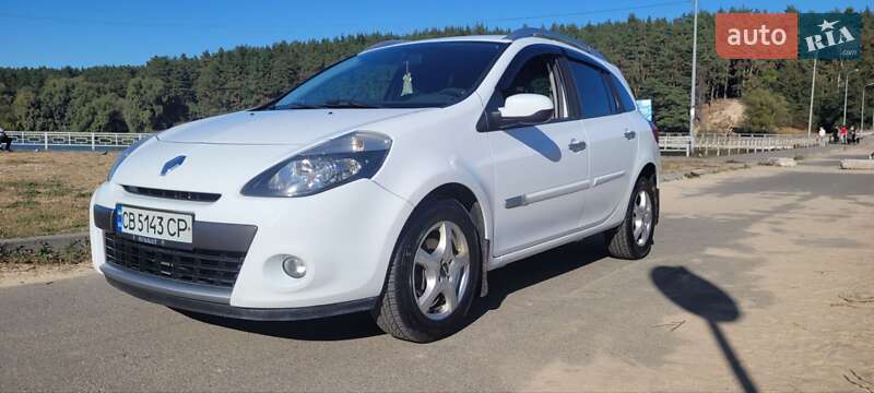 Универсал Renault Clio 2009 в Чернигове