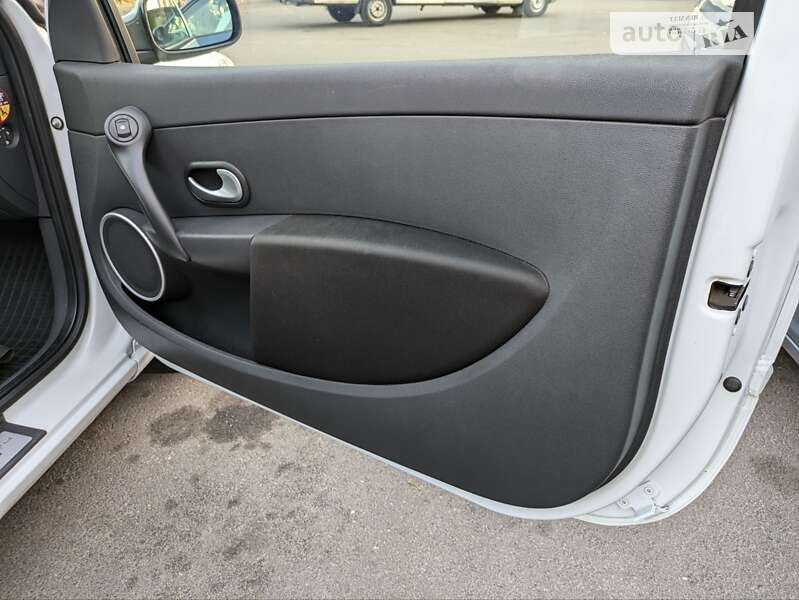 Хэтчбек Renault Clio 2010 в Белой Церкви