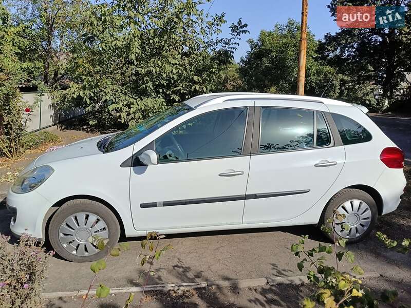 Универсал Renault Clio 2008 в Доброполье