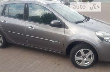 Универсал Renault Clio 2009 в Киеве