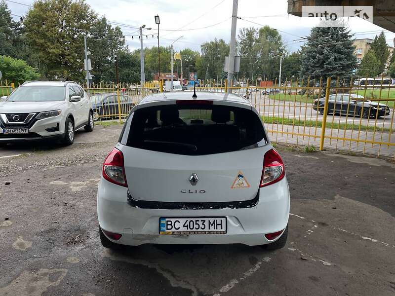Хэтчбек Renault Clio 2013 в Львове