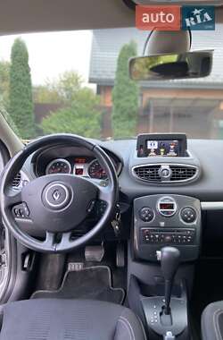 Универсал Renault Clio 2011 в Староконстантинове