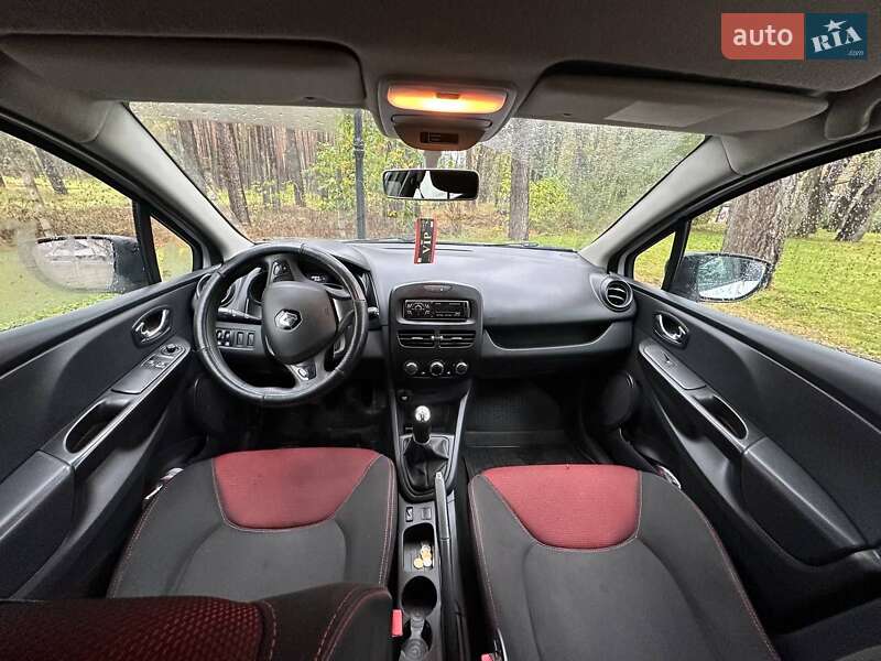 Хэтчбек Renault Clio 2013 в Чернигове