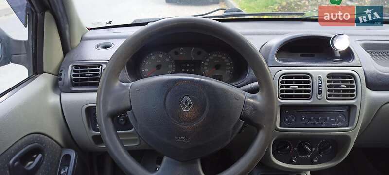 Седан Renault Clio 2005 в Тернополе