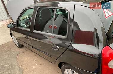 Хэтчбек Renault Clio 2007 в 