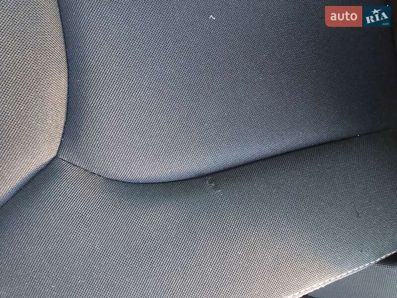 Універсал Renault Clio 2015 в Києві фото 23 Універсал Renault Clio 2015 в Києві