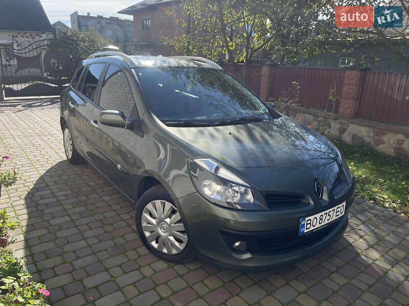 Универсал Renault Clio 2009 в 