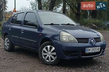 Седан Renault Clio 2006 в Радивиліві