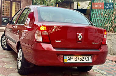 Седан Renault Clio 2007 в Днепре