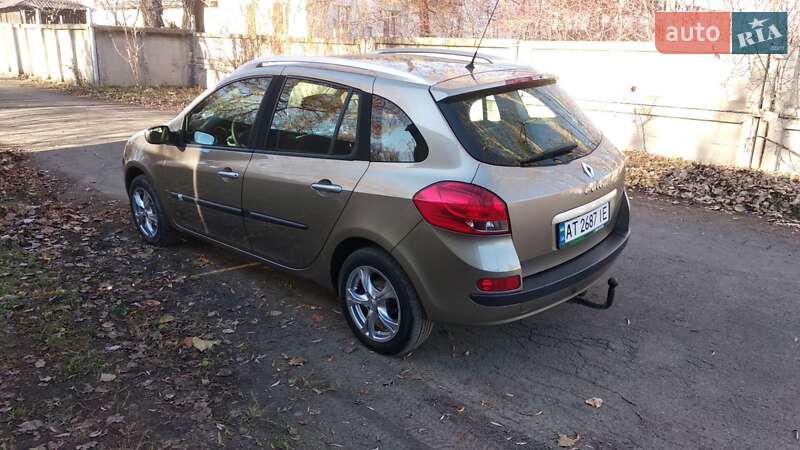 Универсал Renault Clio 2008 в Калуше