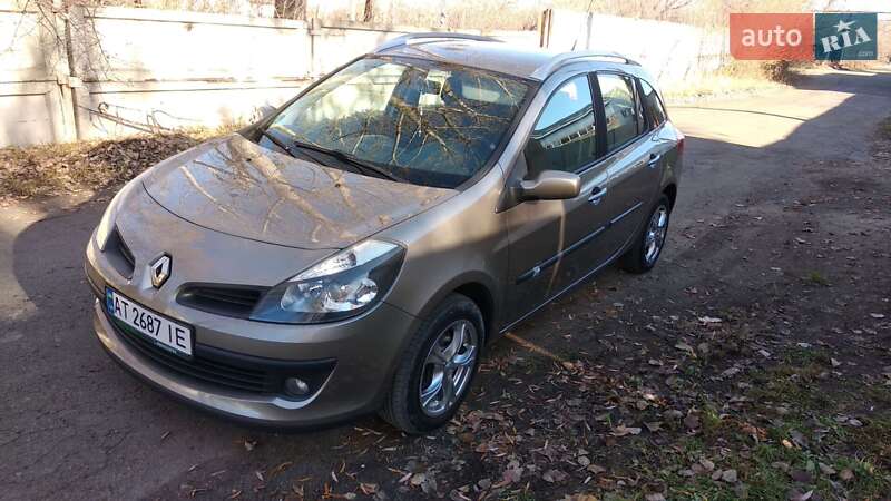 Универсал Renault Clio 2008 в Калуше
