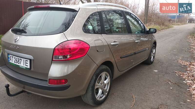 Универсал Renault Clio 2008 в Калуше