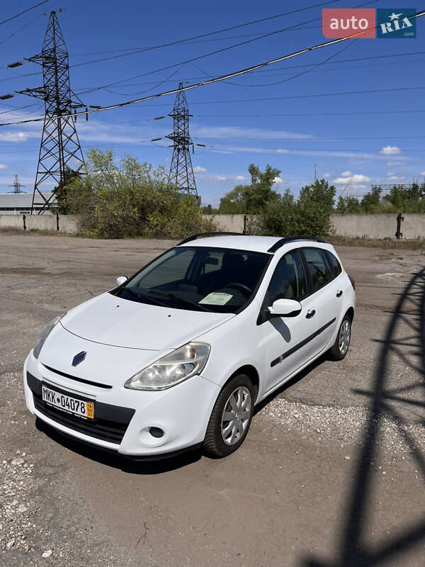 Универсал Renault Clio 2012 в Запорожье фото 2 Универсал Renault Clio 2012 в Запорожье