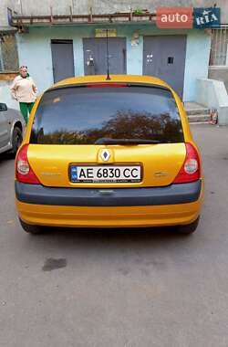 Хэтчбек Renault Clio 2003 в Днепре