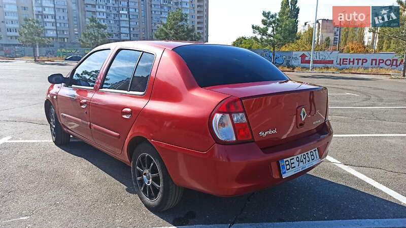 Седан Renault Clio 2007 в Николаеве