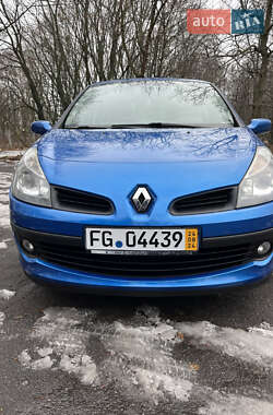 Хэтчбек Renault Clio 2006 в Виннице