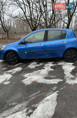 Хэтчбек Renault Clio 2006 в Виннице