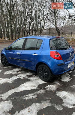 Хэтчбек Renault Clio 2006 в Виннице