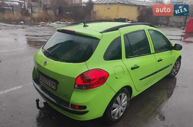 Универсал Renault Clio 2012 в 