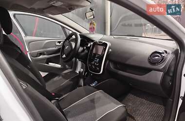 Хэтчбек Renault Clio 2015 в Стрые
