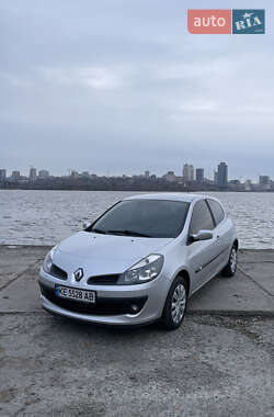 Хетчбек Renault Clio 2006 в Дніпрі