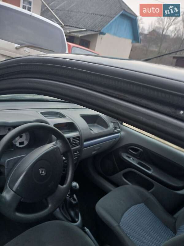 Седан Renault Clio 2007 в Борщеві