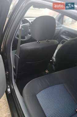 Седан Renault Clio 2007 в 