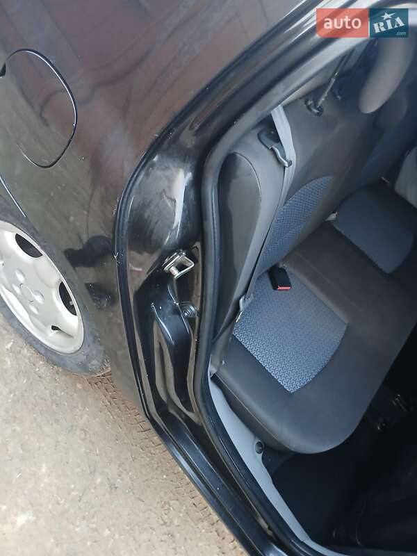 Седан Renault Clio 2007 в Борщеві