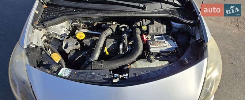 Универсал Renault Clio 2009 в Николаеве фото 8 Универсал Renault Clio 2009 в Николаеве