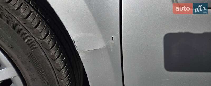 Универсал Renault Clio 2009 в Николаеве фото 30 Универсал Renault Clio 2009 в Николаеве