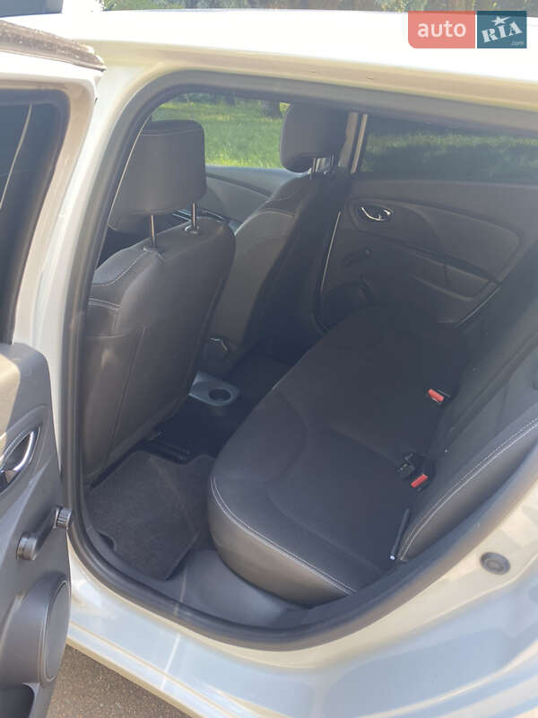 Универсал Renault Clio 2013 в Житомире фото 12 Универсал Renault Clio 2013 в Житомире