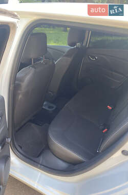 Универсал Renault Clio 2013 в 