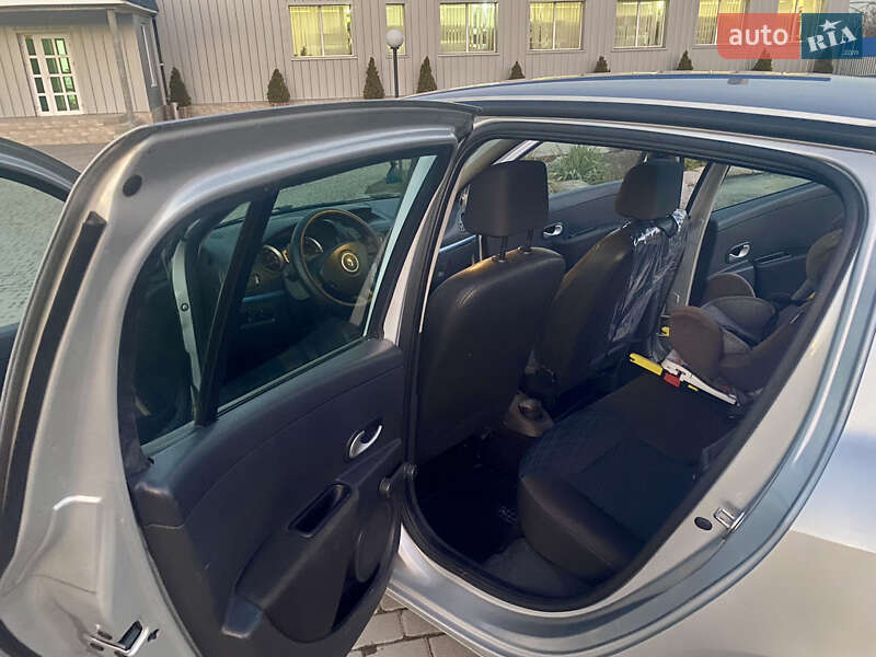 Хэтчбек Renault Clio 2007 в Каменец-Подольском