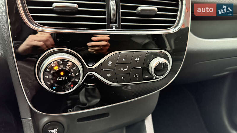 Универсал Renault Clio 2016 в Киеве