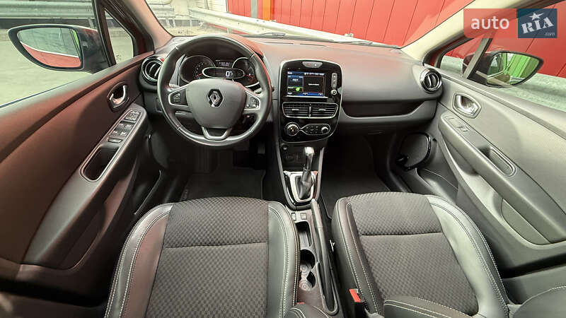 Универсал Renault Clio 2016 в Киеве