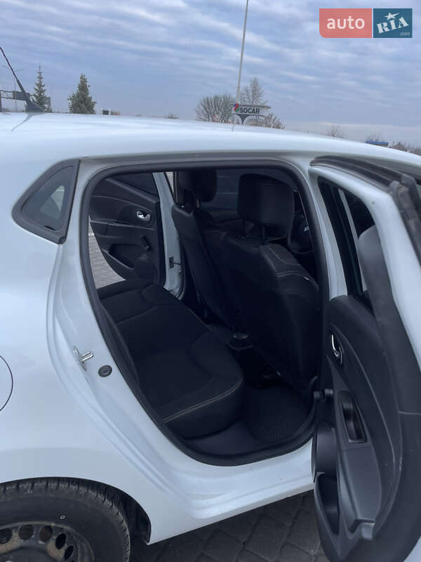 Хэтчбек Renault Clio 2013 в Ровно